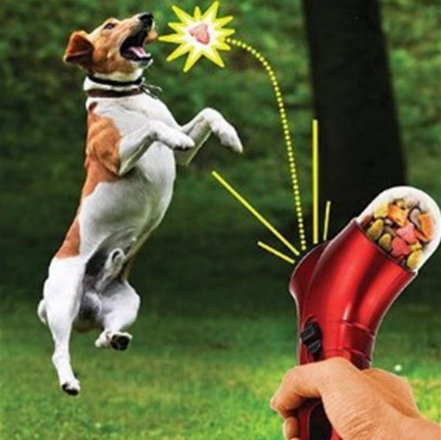 Interactive Pet Treat Launcher – Playful Bonding, One Treat at a Time