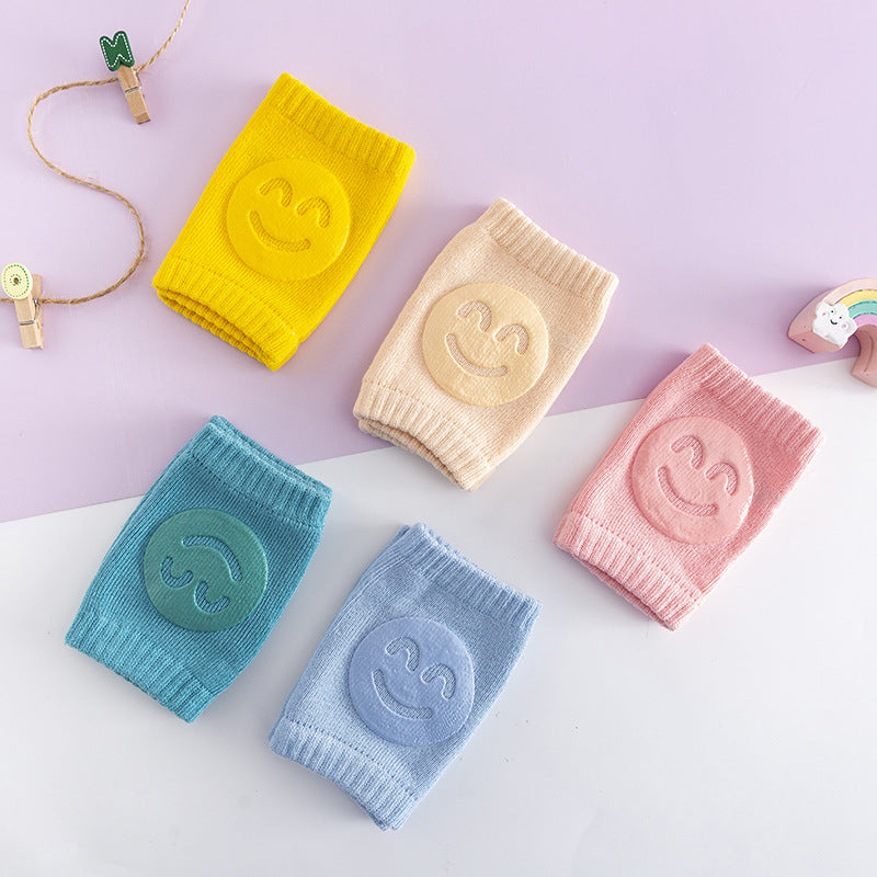 Woolen Baby Knee & Elbow Protectors – Soft Smiling Face Design for Crawling & Walking Protection