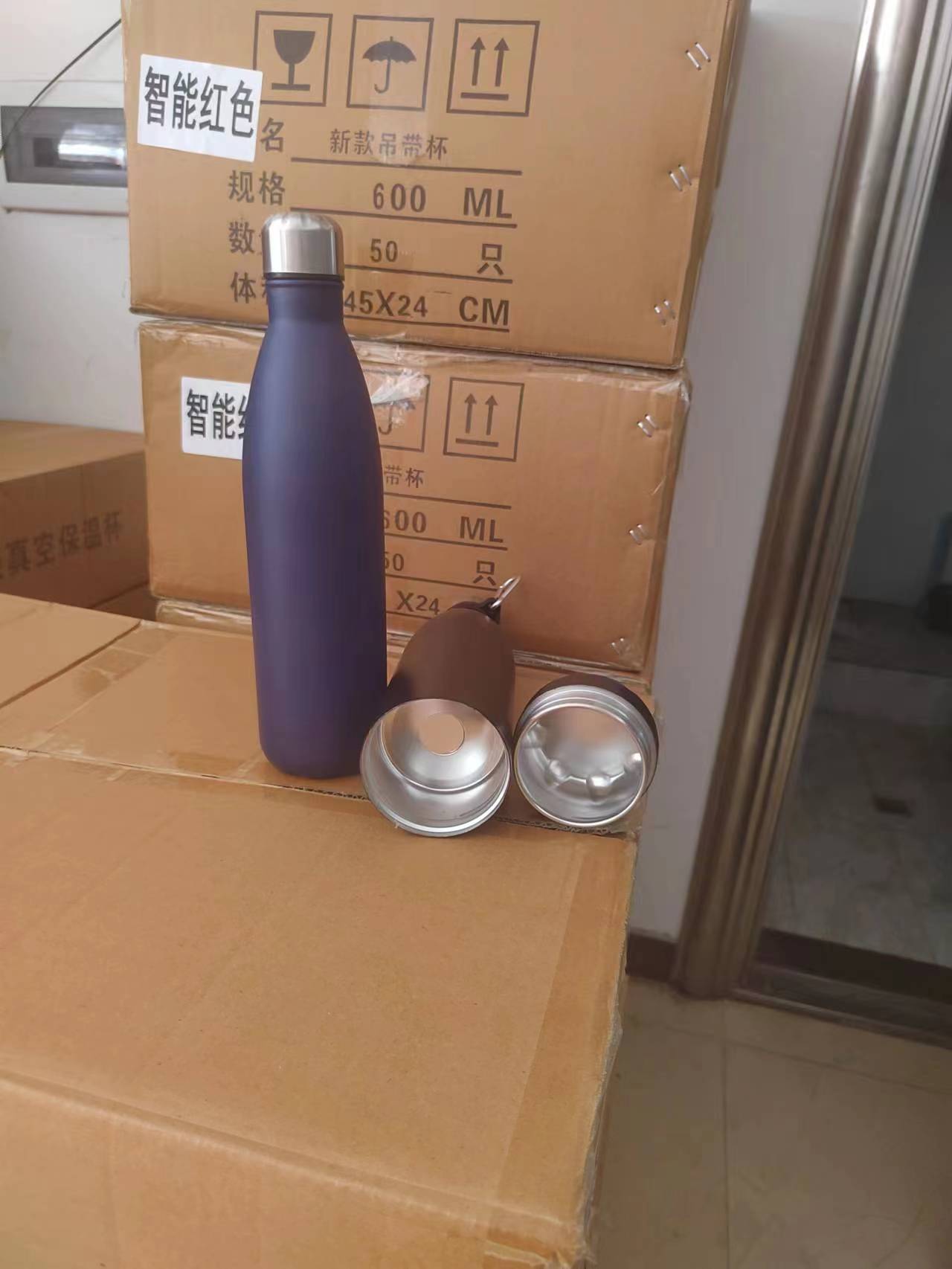 750ml Multifunction Coke-Style Stainless Thermos – Detachable Outdoor Water Bottle